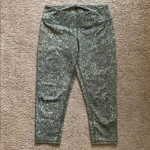 Hylete Green Capri Workout Tights